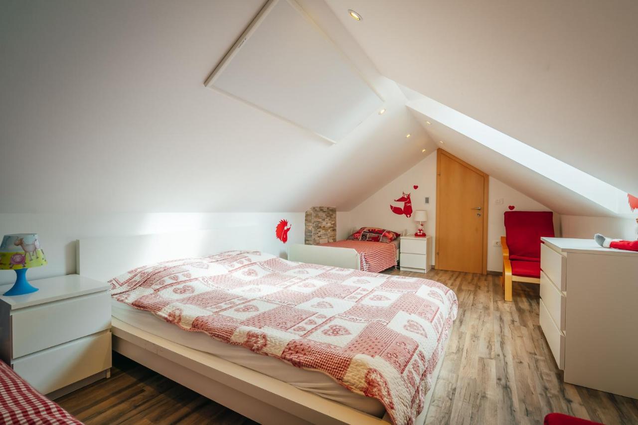 Apartma Borovc Mojstrana Exterior photo